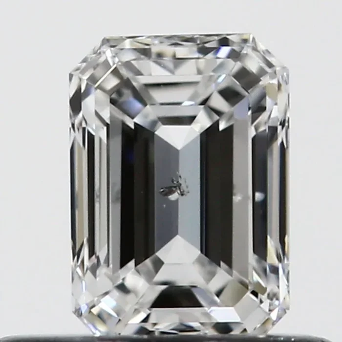 0.4 Carat Emerald Natural Diamond