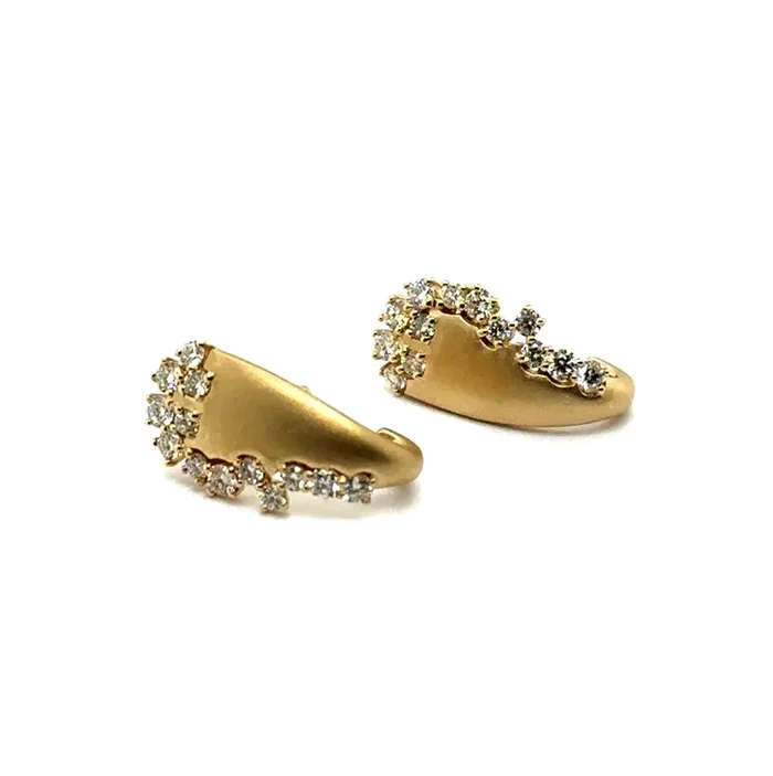 0.48Ctw 14kt Yellow Gold Frosted Water Drop Diamond Earrings