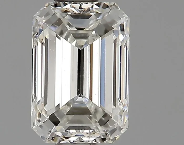 0.70 Carat G VS1 Emerald Diamond