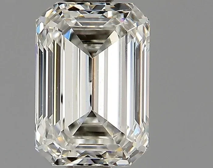 0.80 Carat H VS2 Emerald Diamond