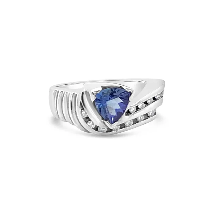 1 1/4 cts Blue Tanzanite Ring in 18K White Gold by Le Vian