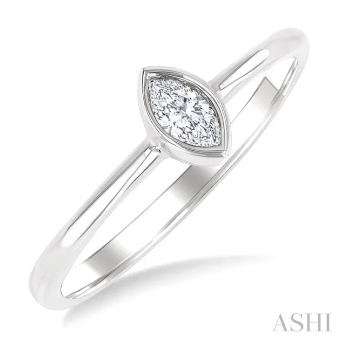 1/6 Ctw Petite Bezel Set Marquise Cut Diamond Fashion Ring in 10K White Gold