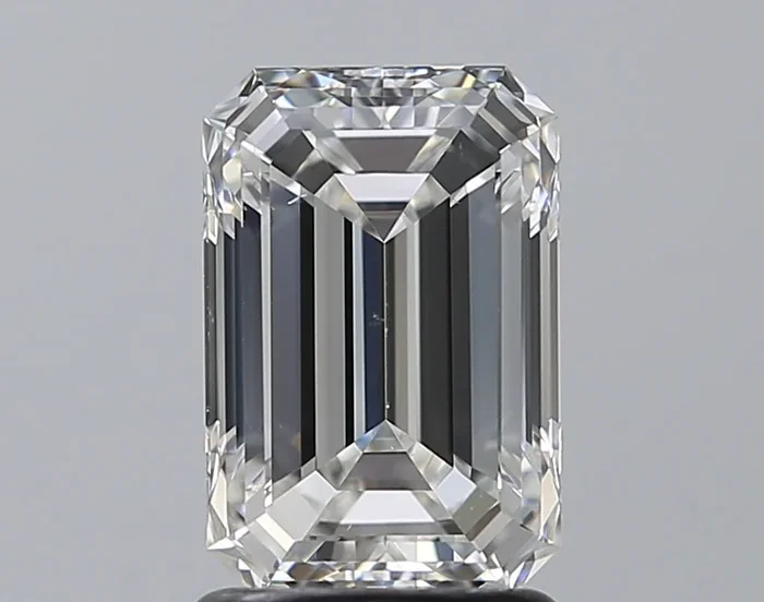 1.8 Carat Emerald Natural Diamond