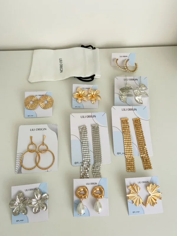 10 Handpicked Party Earrings Hamper + Handmade Pouch