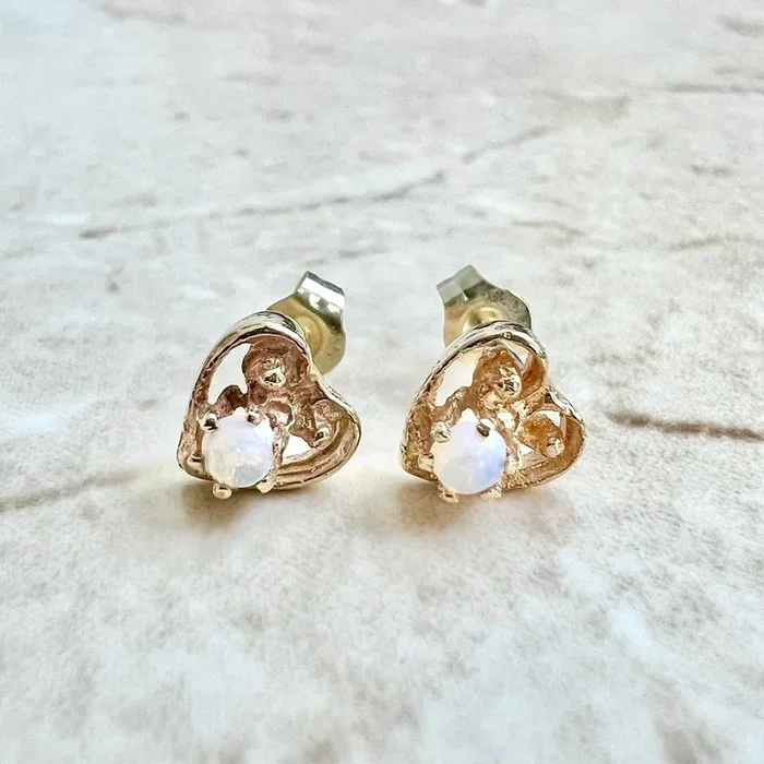 10 Karat Yellow Gold Natural Opal Heart Stud Earrings