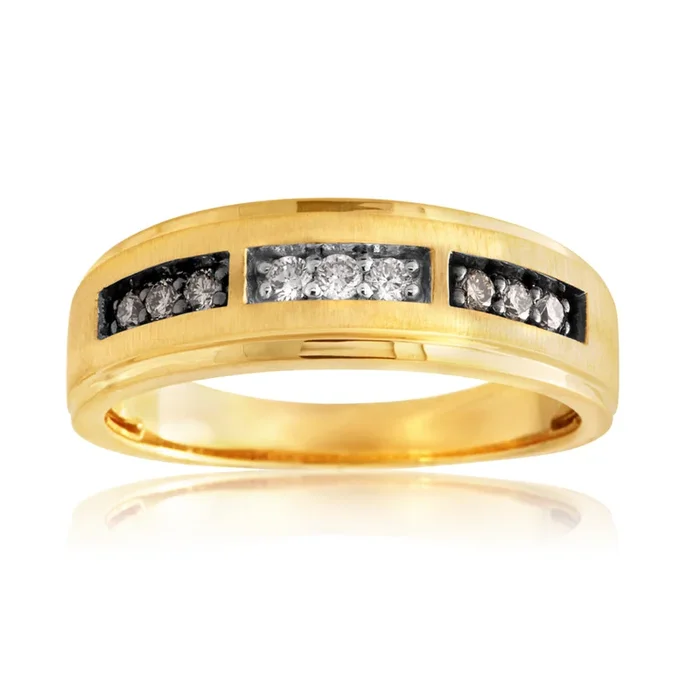 10ct Yellow Gold 1/4 Carat Diamond Ring with White and Champagne Diamonds