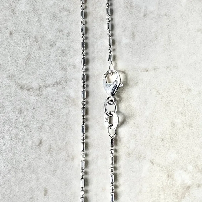 14 Karat White Gold 16.35 Inches Bar & Bead Chain Necklace