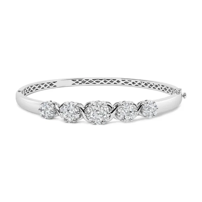 14K White Gold 2 1/2 Cttw Diamond Graduating Floral Cluster Bangle Bracelet (H-I Color, SI1-SI2 Clarity) – Fits Wrists up to 7.25″
