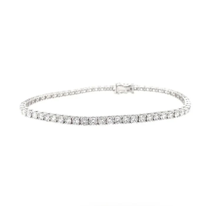 14K White Gold Natural Diamonds Tennis Bracelet