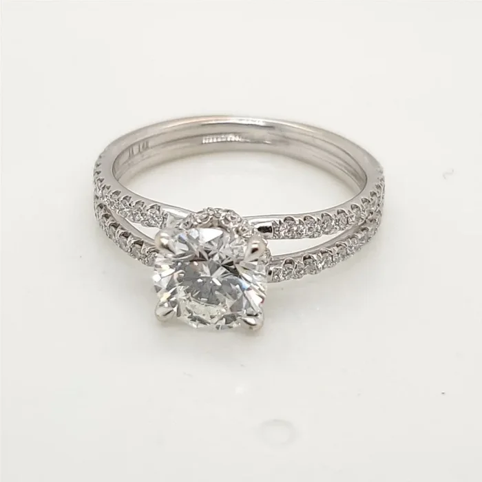 14kt White Gold 1.11 Carat Round Brilliant Cut Diamond Engagement Ring