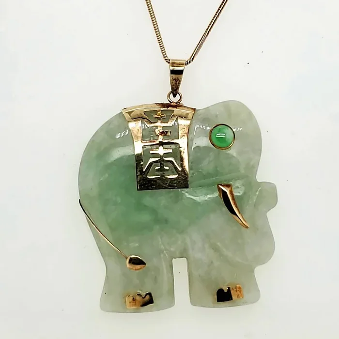 14kt Yellow Gold Elephant Pendant Necklace