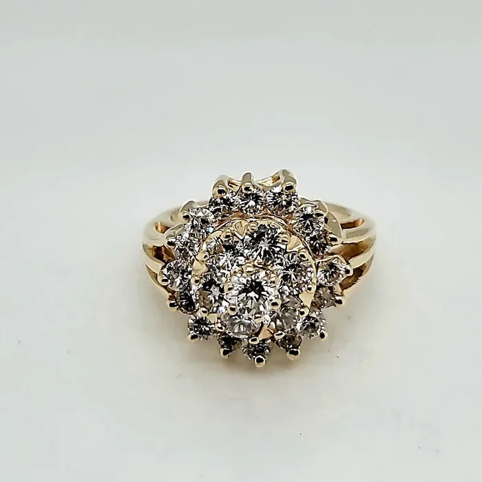 14Kt Yellow Gold Round Diamond Cluster Ring