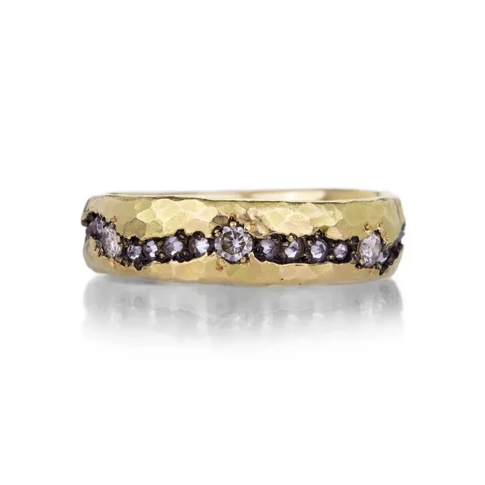 18k White Diamond Fissure Band
