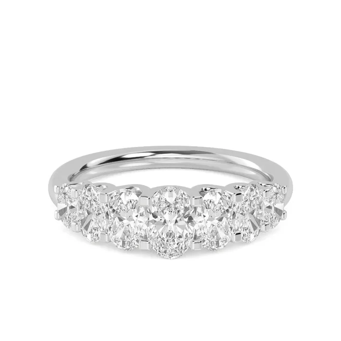 1ctw Oval Brilliant Lab-Grown Diamond Graduated Band in 14k Gold
