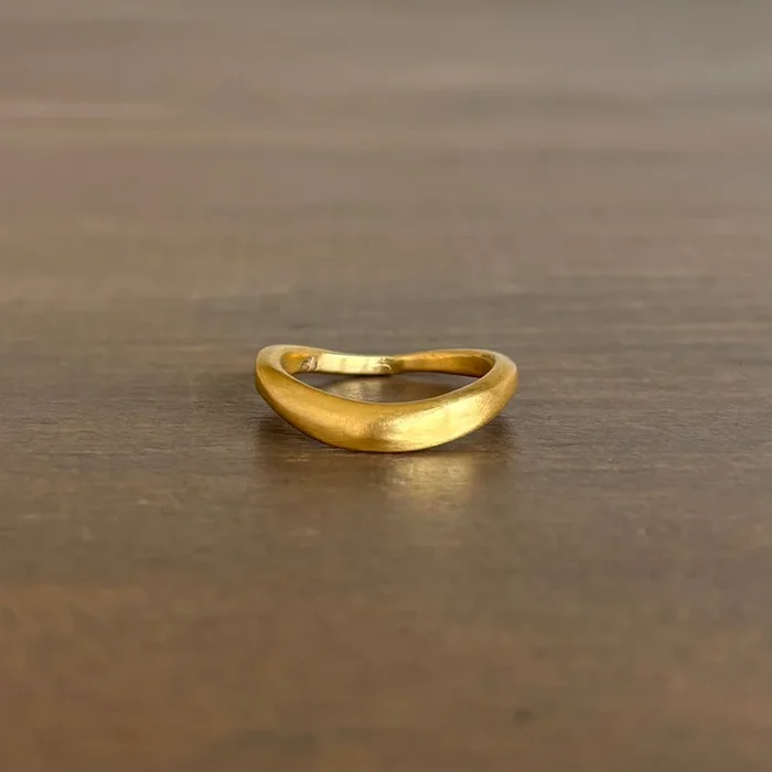 22k Gold Wave Ring