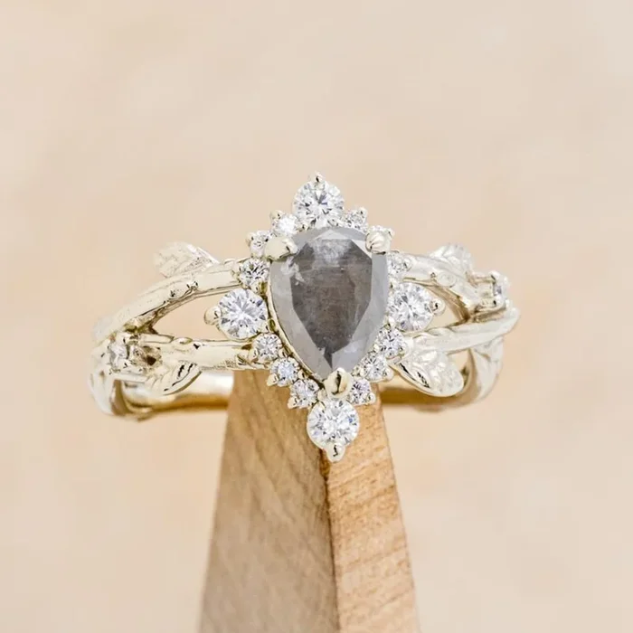 “ARTEMIS ON THE VINE DIVINE” – BRANCH-STYLE ENGAGEMENT RING WITH DIAMOND ACCENTS – MOUNTING ONLY – SELECT YOUR OWN STONE