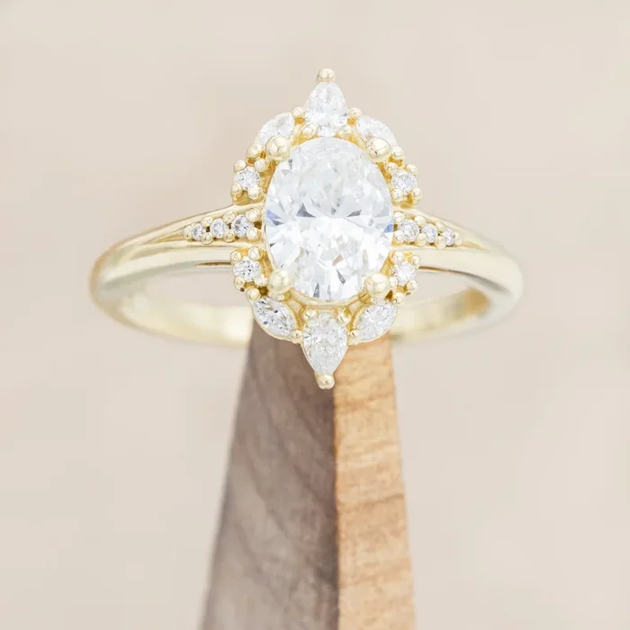 “COSETTE” – OVAL CUT LAB-GROWN DIAMOND ENGAGEMENT RING WITH LAB-GROWN DIAMOND ACCENTS