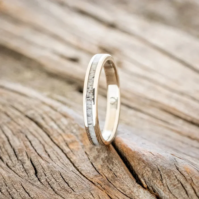 “ETERNA” – ANTLER STACKING BAND – 14K WHITE GOLD (3MM) – SIZE 5 3/4