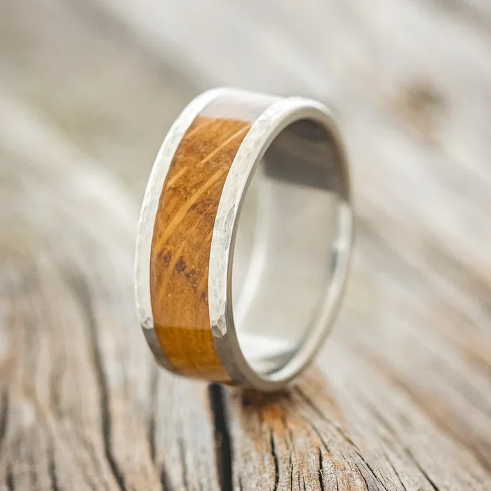 “KALDER” – WHISKEY BARREL OAK WEDDING BAND WITH HAMMERED FINISH – READY TO SHIP