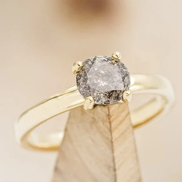 “LEXI” – SOLITAIRE ENGAGEMENT RING – MOUNTING ONLY – SELECT YOUR OWN STONE