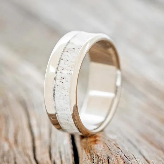 “TANNER” – SINGLE CHANNEL INLAY WEDDING BAND – READY TO SHIP
