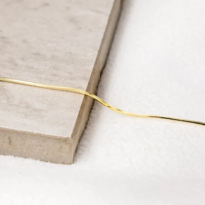 ADJUSTABLE SNAKE CHAIN NECKLACE