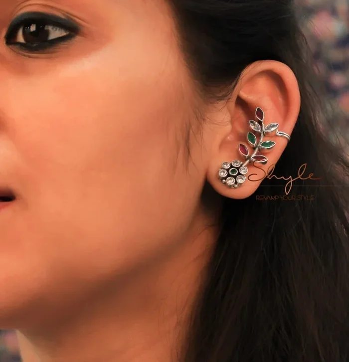 Adya Jadau Flora Ear Cuff