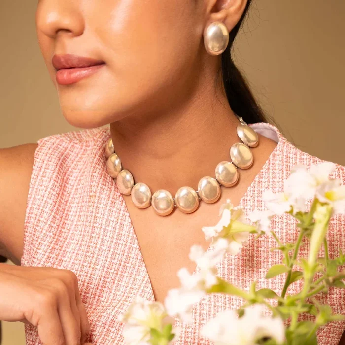 Adya Matte Oval Sequence Choker Set