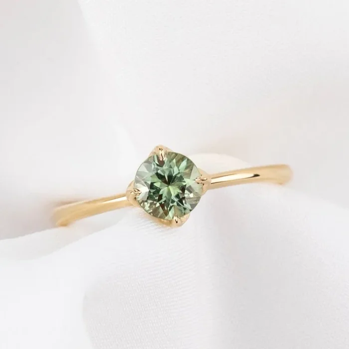 Alice Ring, 0.85ct Green Montana Sapphire