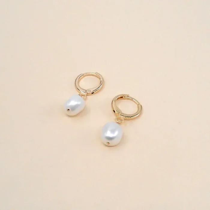 Alina Pearl Hoops