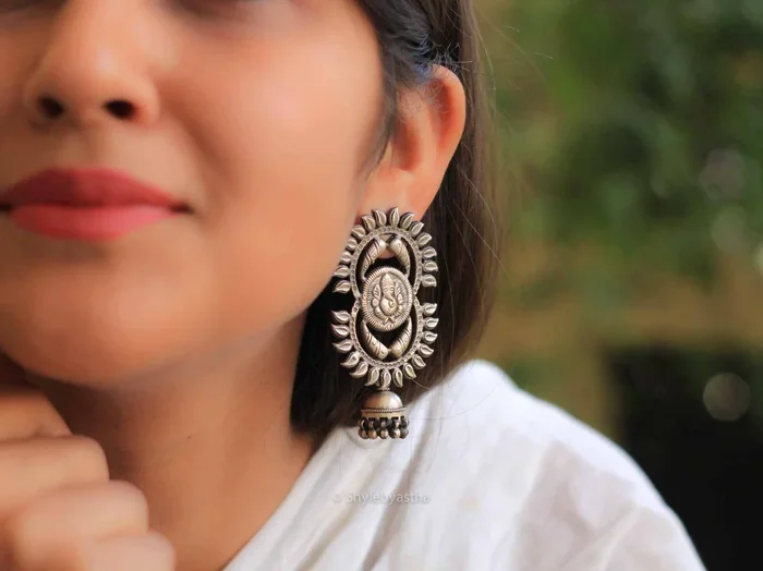 Anvaya Ganesha Spiked Jhumki
