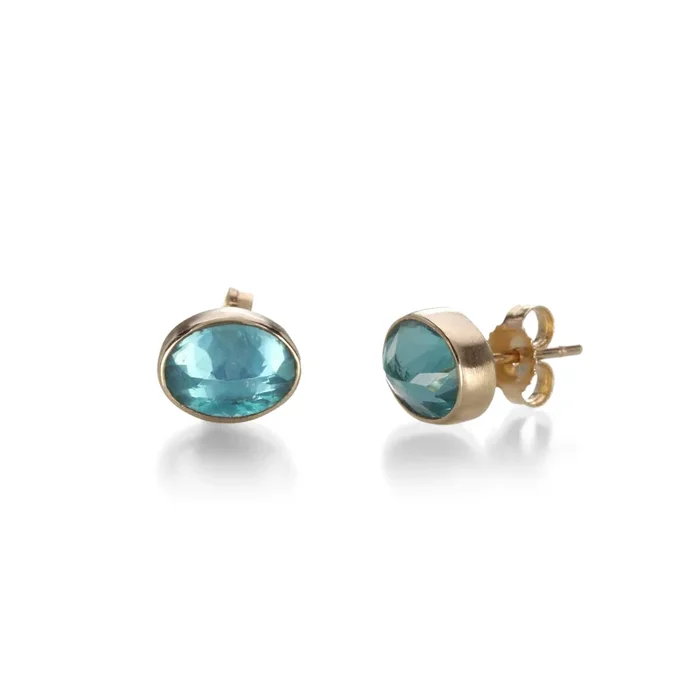 Apatite Studs
