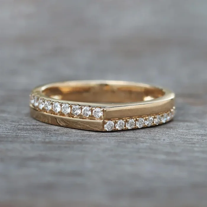 Apex Diamond Ring in 14k Yellow Gold