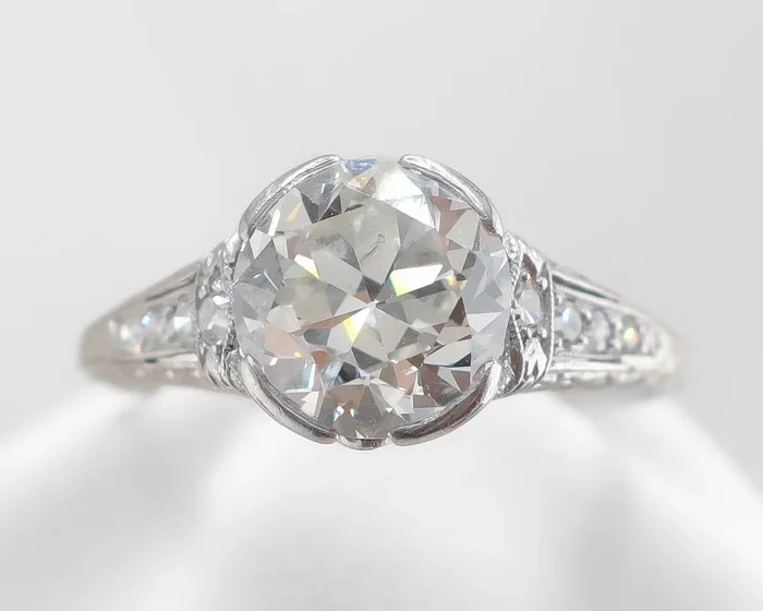 Art Deco 1.70-Carat Diamond Ring