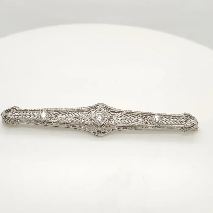 Art Deco 14kt White Gold Filigree Diamond Brooch