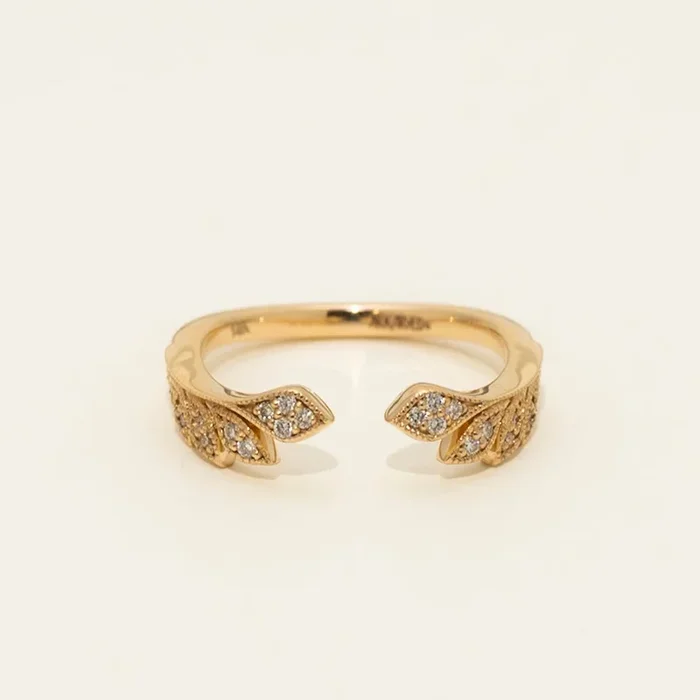 Artcarved Diamond Contemporary Wedding Band in 14kt Yellow Gold (1/10ct tw)