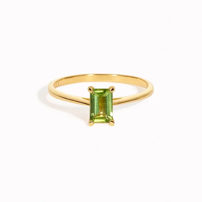Baguette Ring Peridot – Charlotte