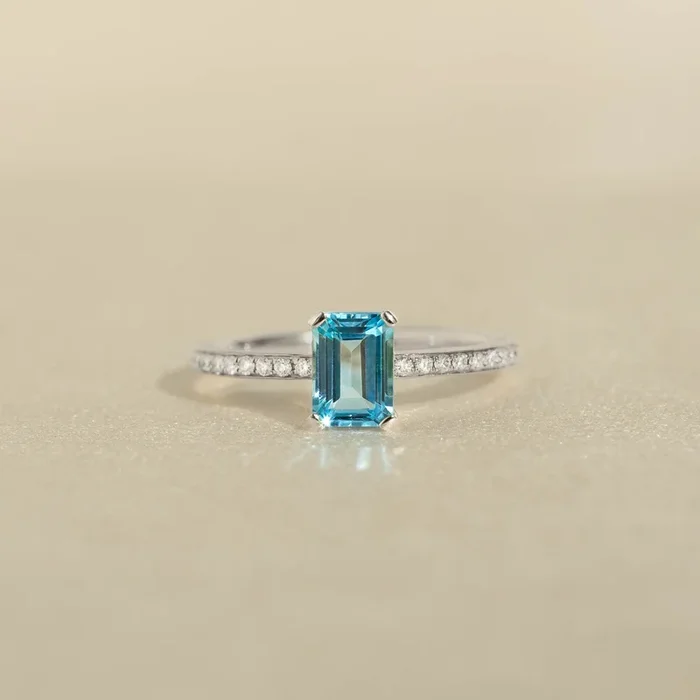 Baguette Swiss Blue Topaz and Diamond Ring White Gold – Safiya
