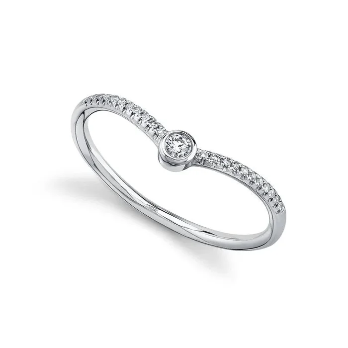 Bezel Curved Diamond Ring