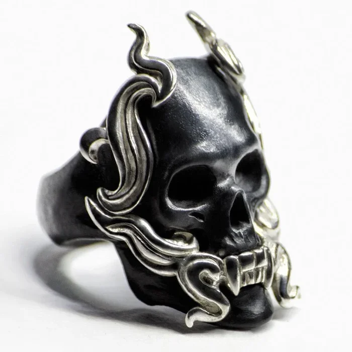 Black Mayla Skull ring