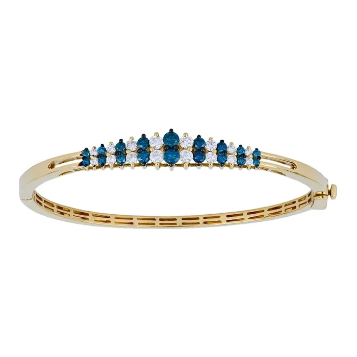 Blue Diamond Bangle (Blue Diamond 0.98 cts. White Diamond 0.79 cts.)