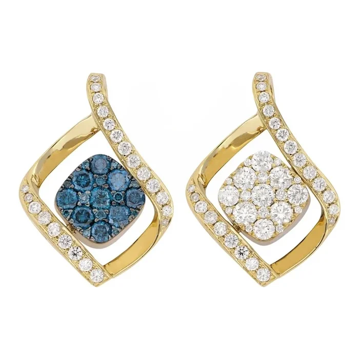 Blue Diamond Pendant (Blue Diamond 0.6 cts. White Diamond 0.86 cts.)