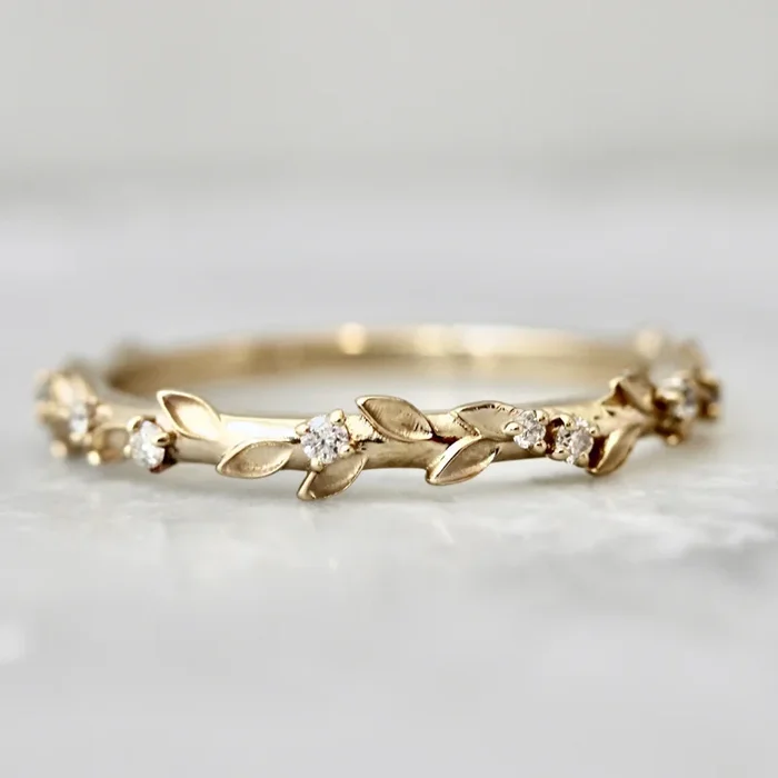 Botanica Diamond Vine Band