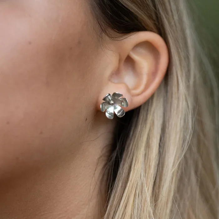 Buttercup Studs
