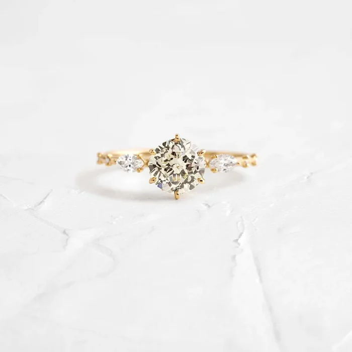 Canvas Ring, 1.17ct. Antique Round Cut Natural Champagne Diamond – OOS