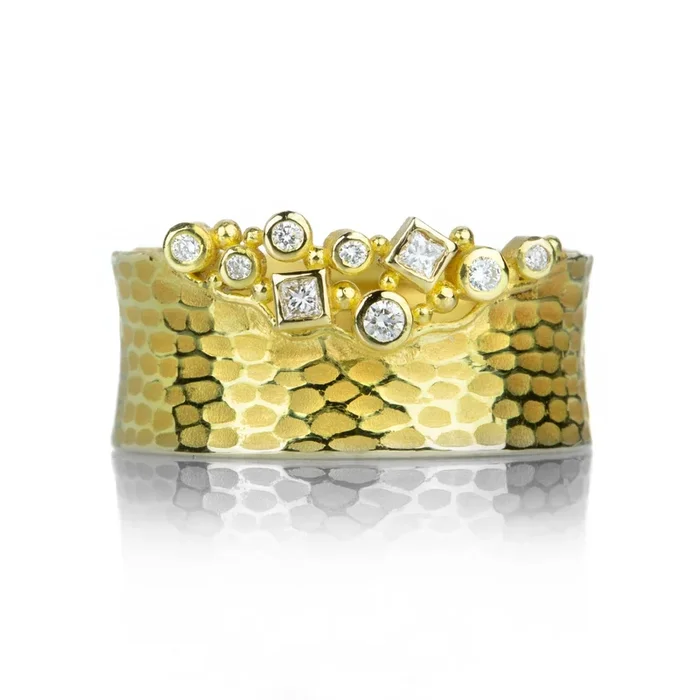 Carved Diamond Glacier Band