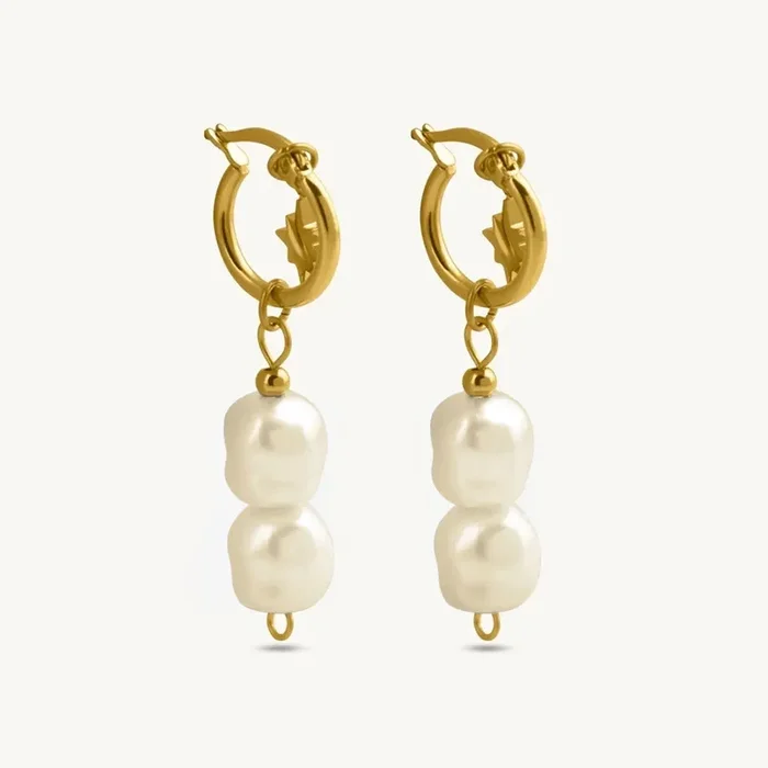 Charismatic Oval Pearl Drop Earring