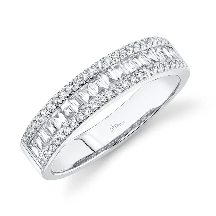 Classic Baguette Diamond Wedding Ring