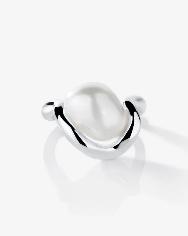 Coco Pearl Ring