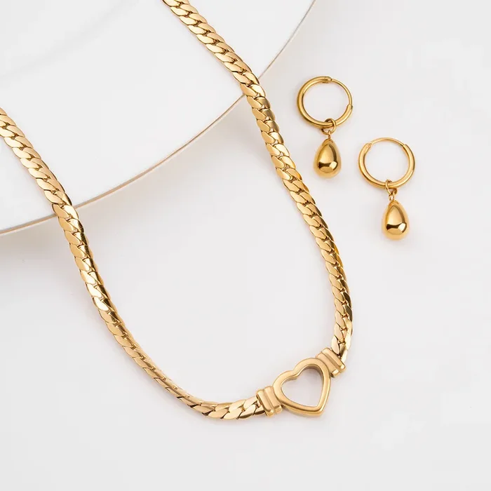 Cuban Chain Hollow Heart Necklace & Waterdrop Hoop Earrings Combo Set